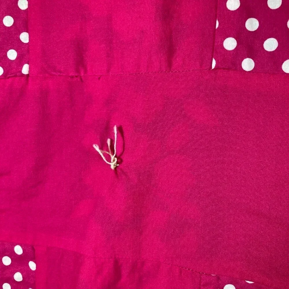 Handmade Handtied Baby Quilt Bright‎ Pink White Polka Dot Squares 33 x 47